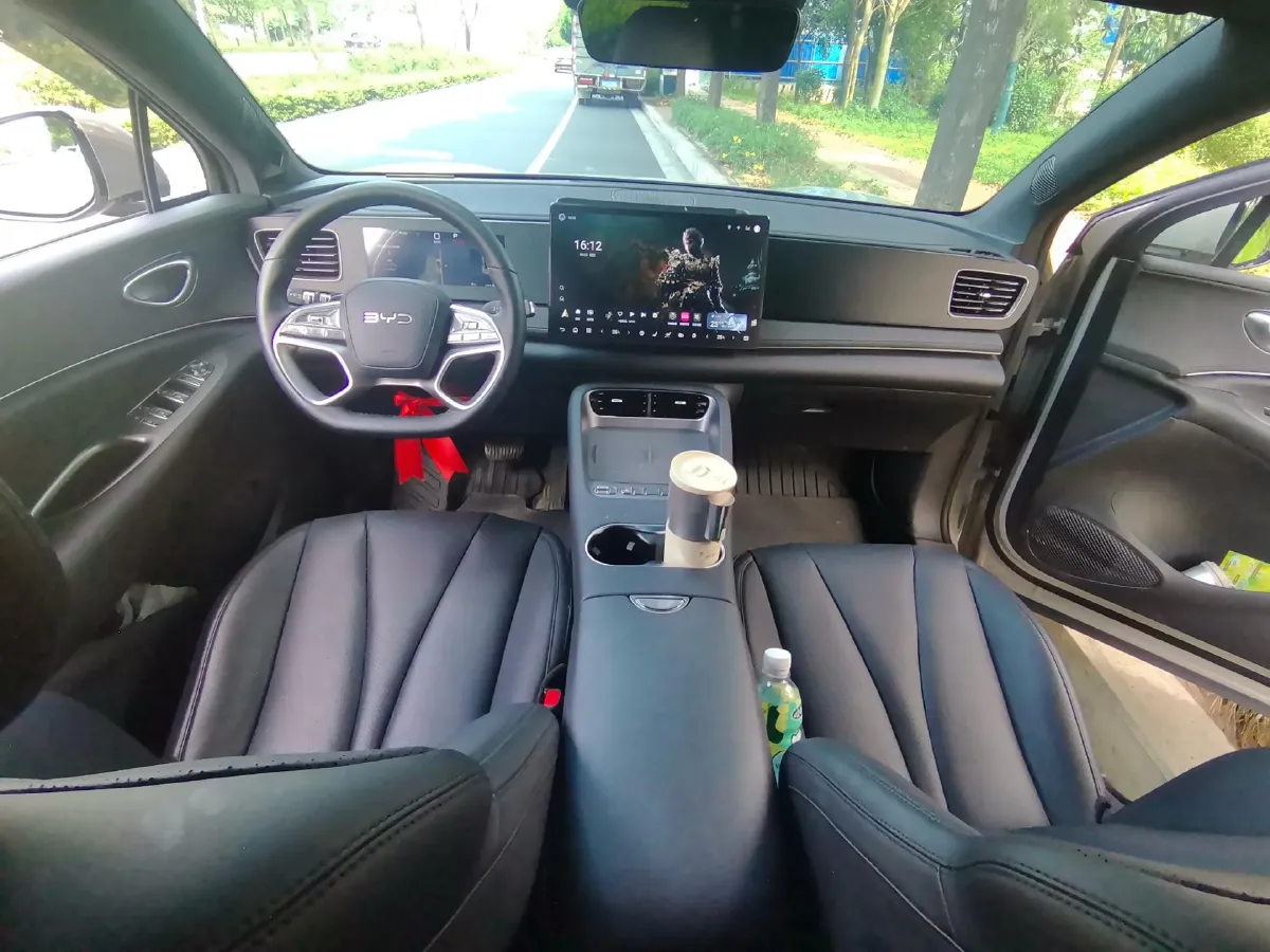 BYD – 2025 – SEA LION 06 BEV