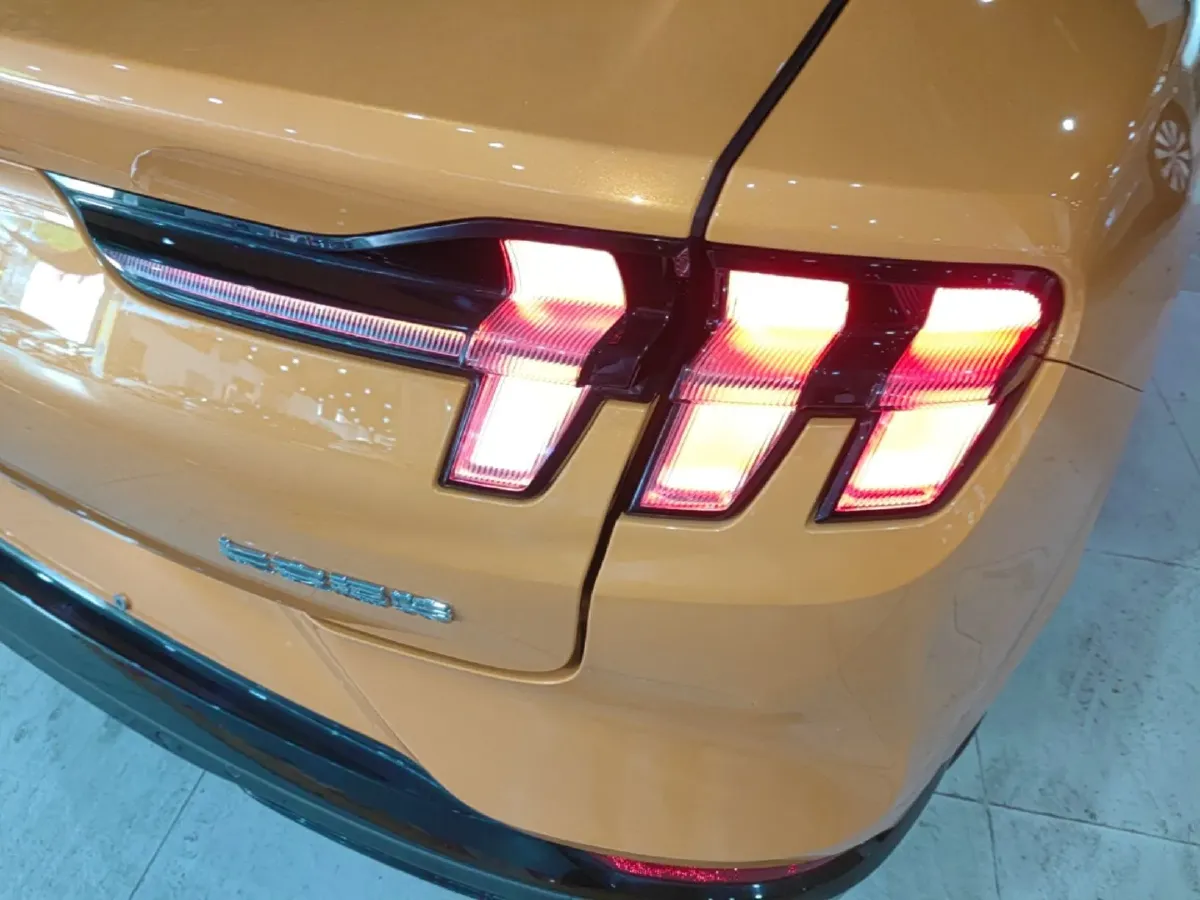 Ford Mustang – 2024 – Mach-E BEV