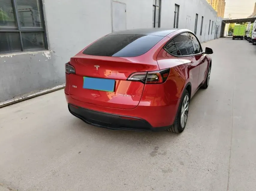 TESLA – 2022 – MODEL Y BEV