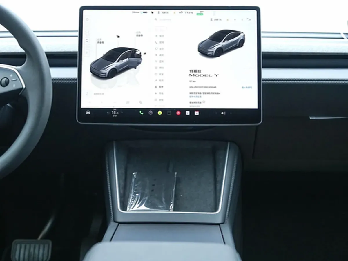 TESLA – 2025 – MODEL Y BEV