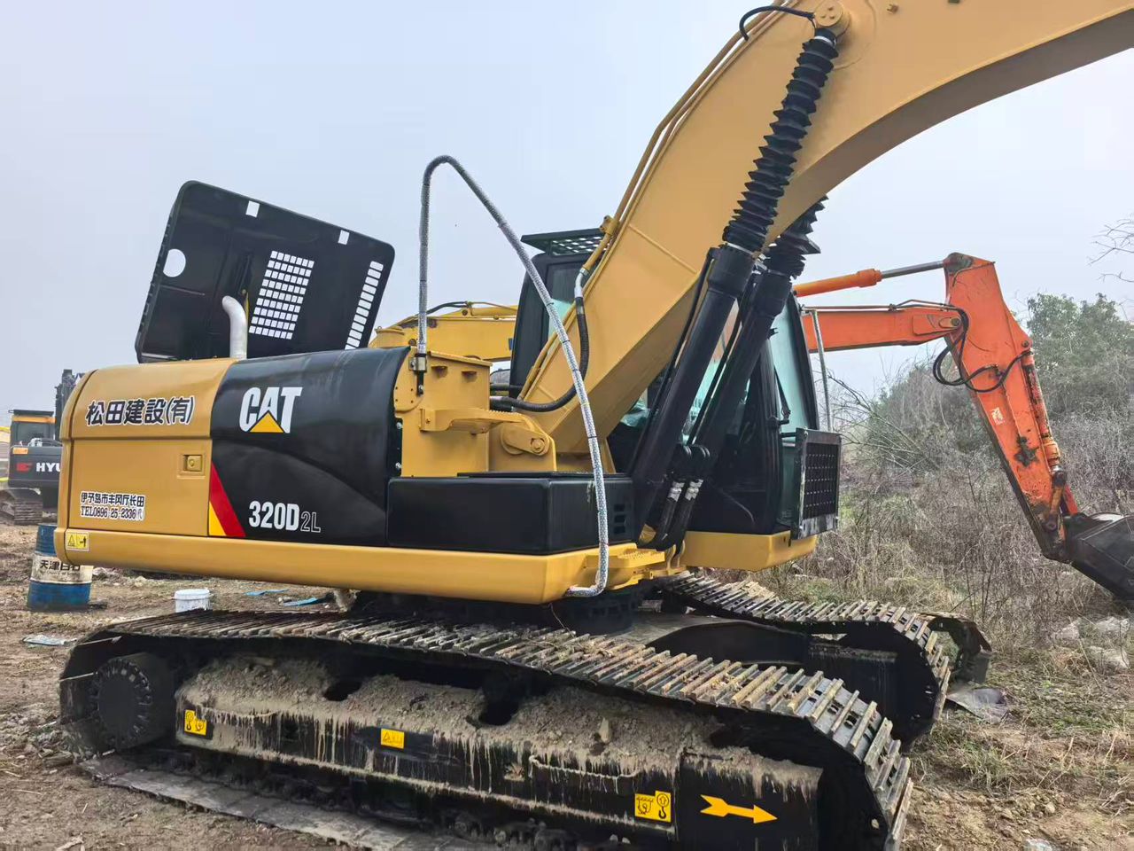 CAT – 2023 – 320DL