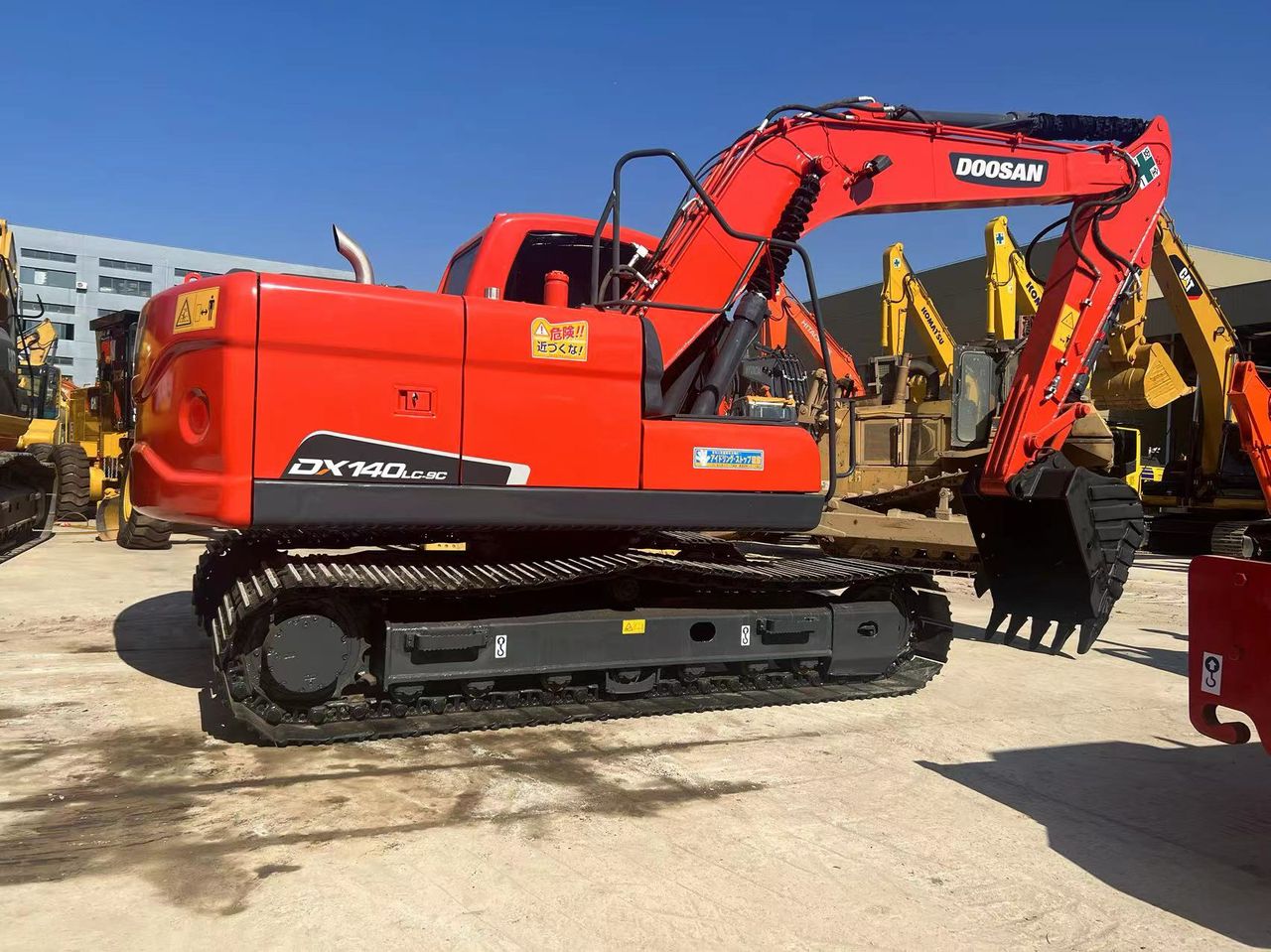 DOOSAN HYDRAULIC EXCAVATOR – 2023 – DX140