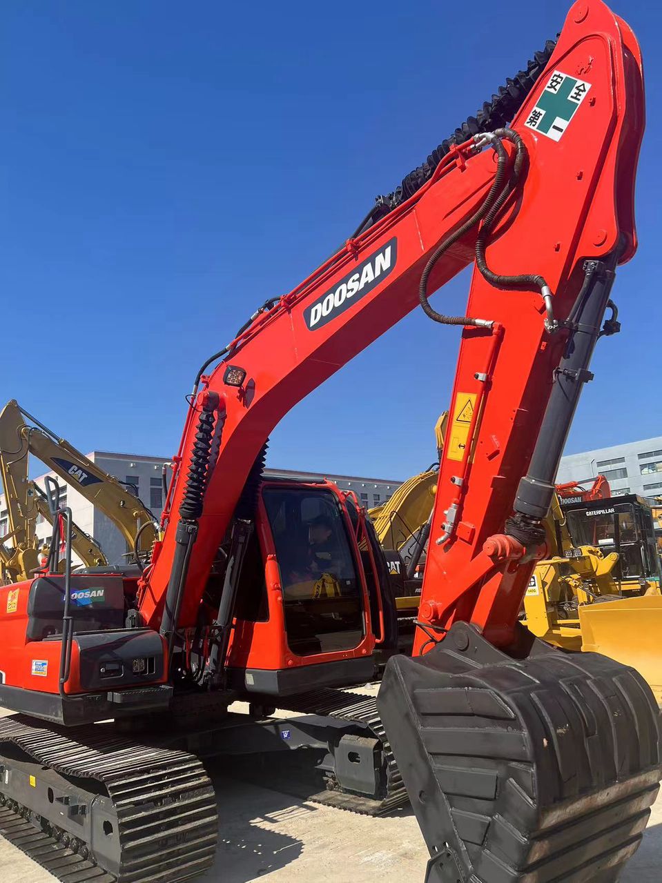 DOOSAN HYDRAULIC EXCAVATOR – 2023 – DX140