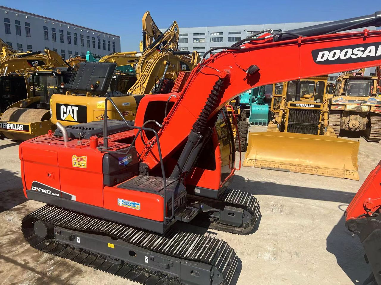 DOOSAN HYDRAULIC EXCAVATOR – 2023 – DX140