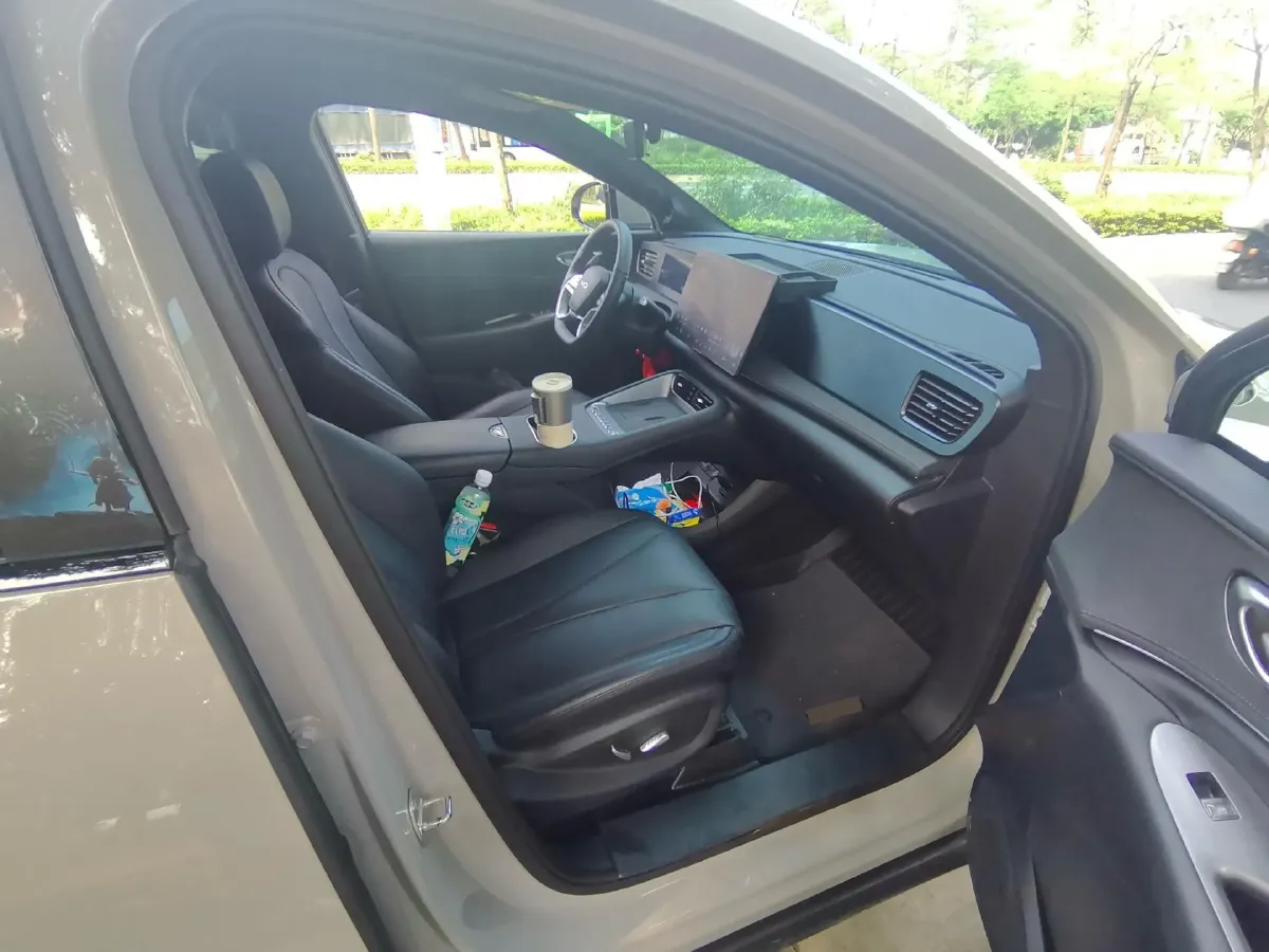 BYD – 2025 – SEA LION 06 BEV