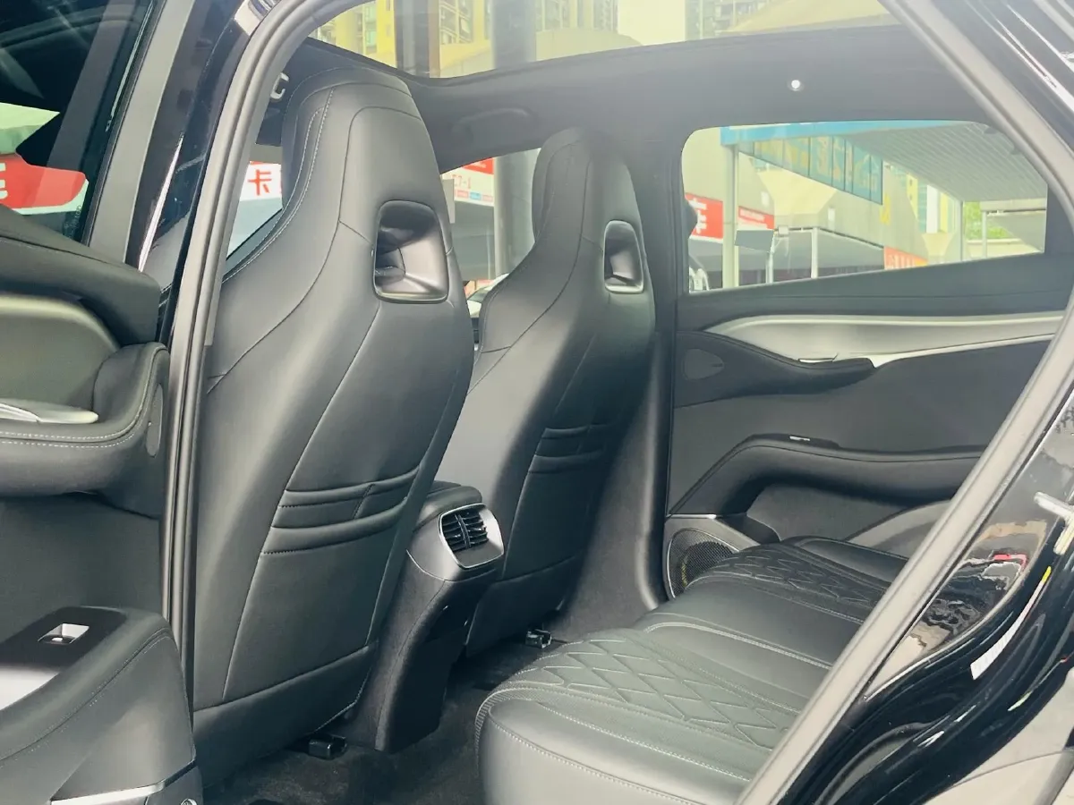 BYD – 2024 – SEA LION 07 BEV