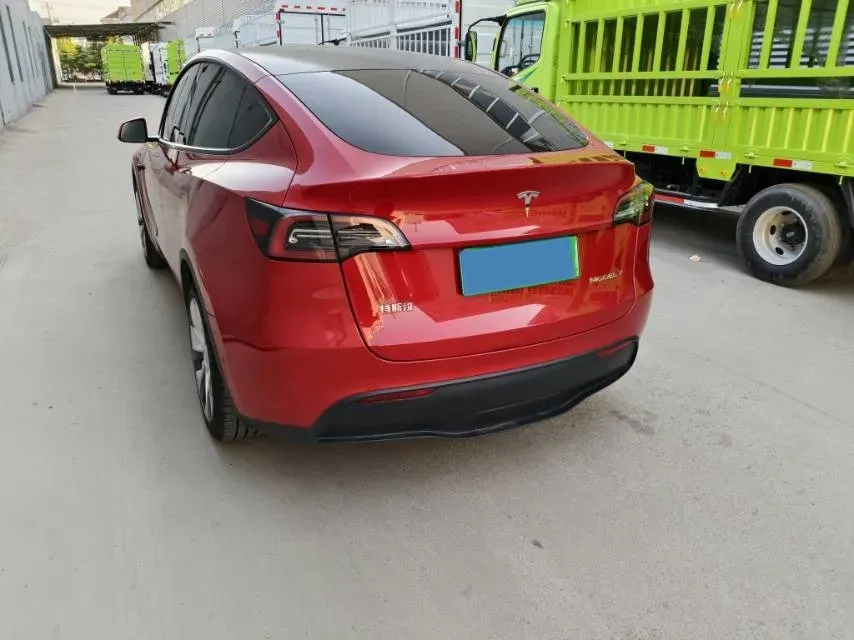 TESLA – 2022 – MODEL Y BEV